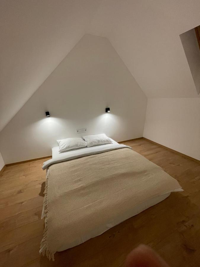 Dream Apartman Level Exterior photo