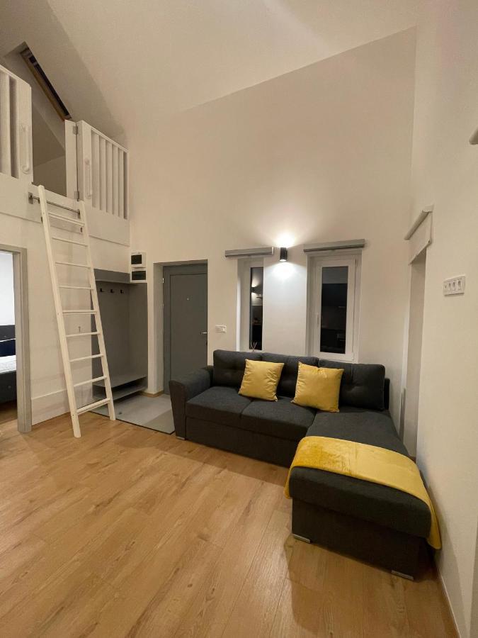 Dream Apartman Level Exterior photo