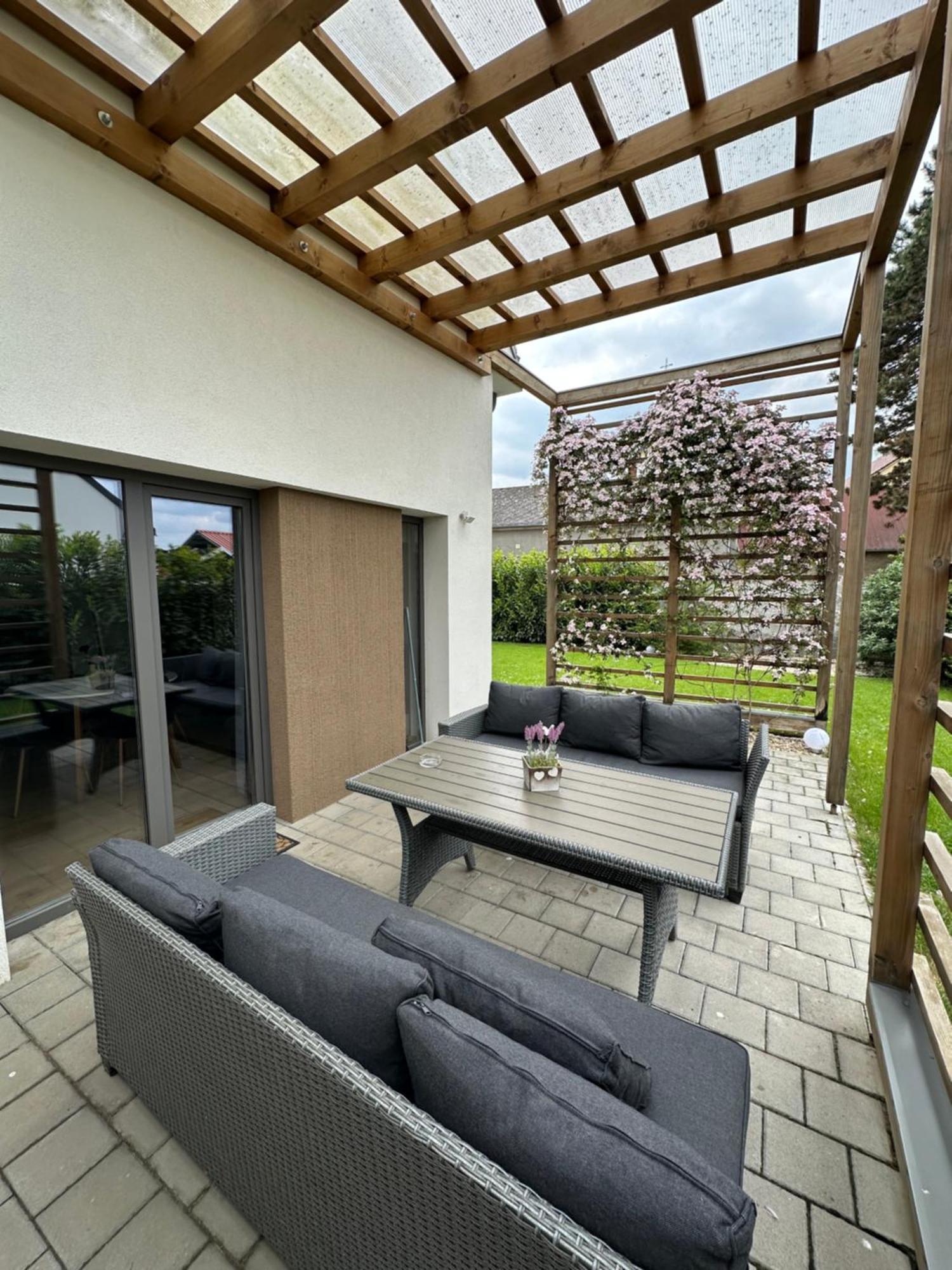 Dream Apartman Level Exterior photo